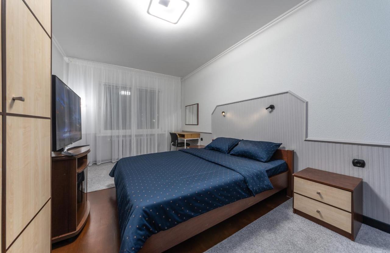 Modern 3 Bedroom Apartment Київ Екстер'єр фото